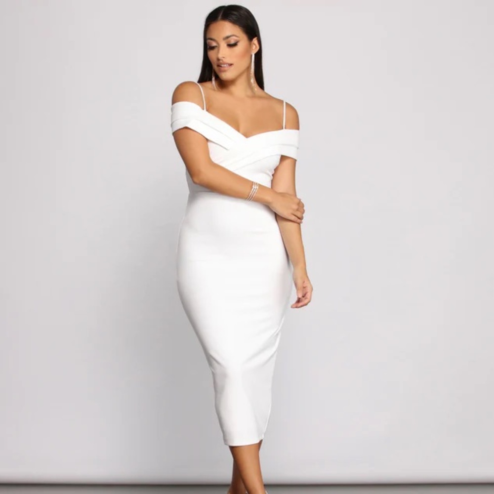 Formal Off-The-Shoulder Crepe Midi Dress🤍